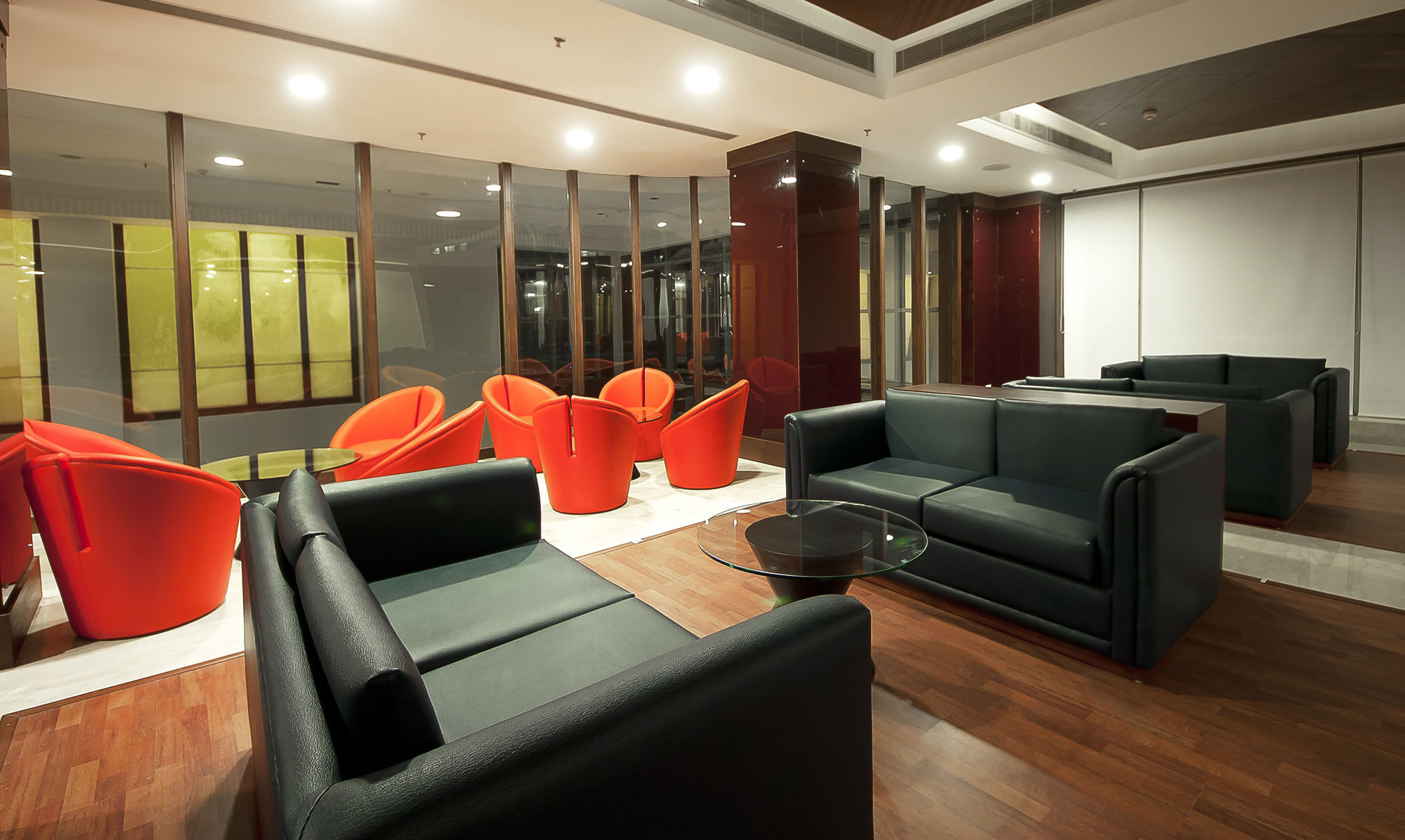 The Golden Plaza Hotel Panchkula Exterior photo